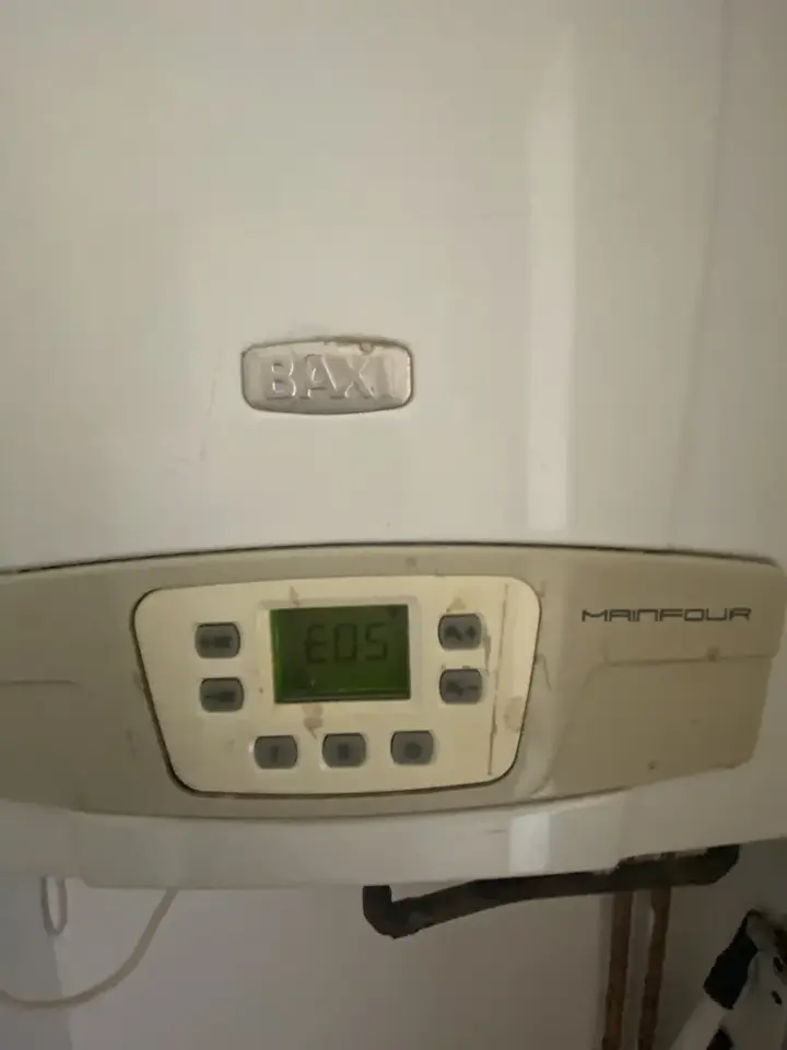Baxi gázkazán kijelzőjén látható E05 hibakód